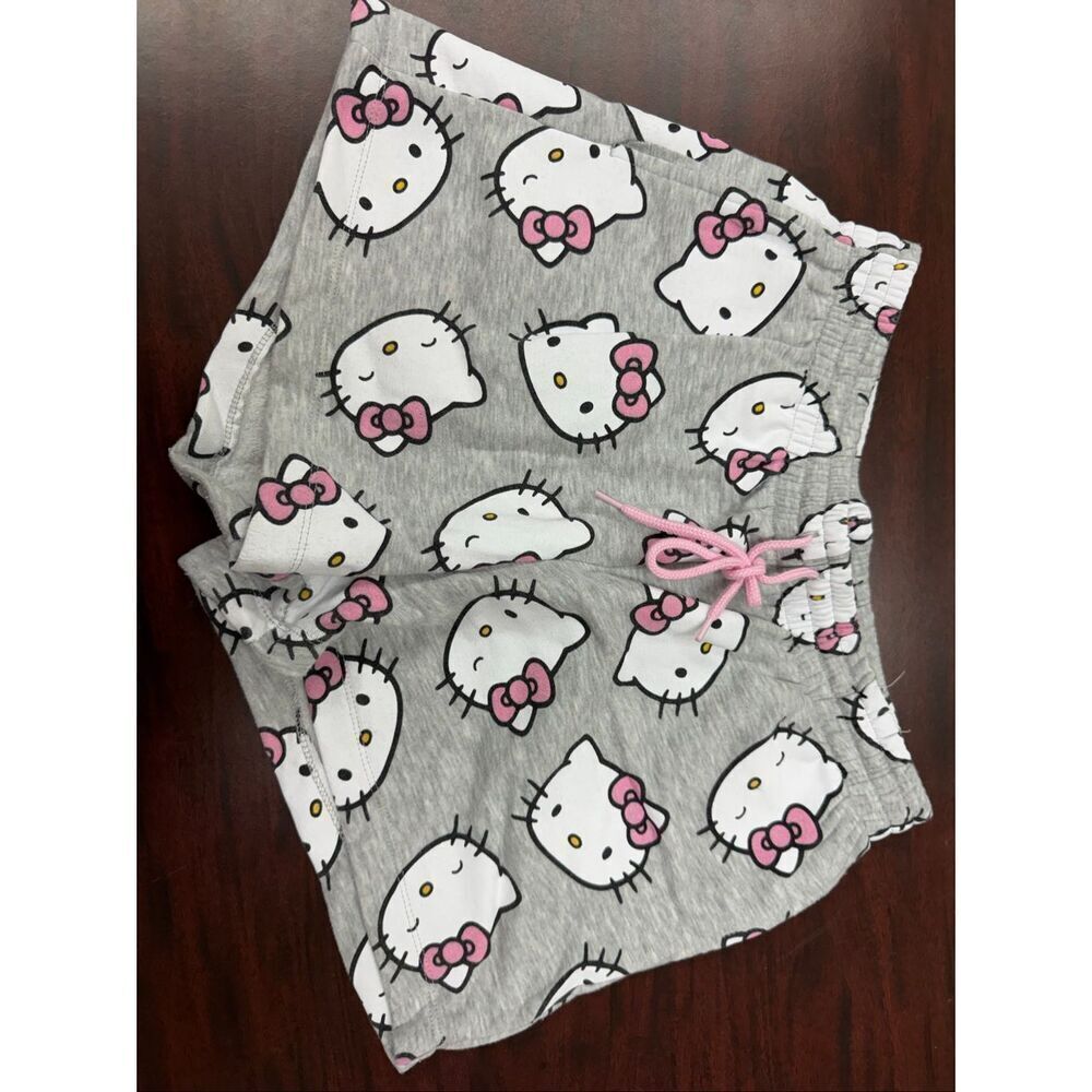Hello Kitty Grey Character Shorts with Pockets Size Medium